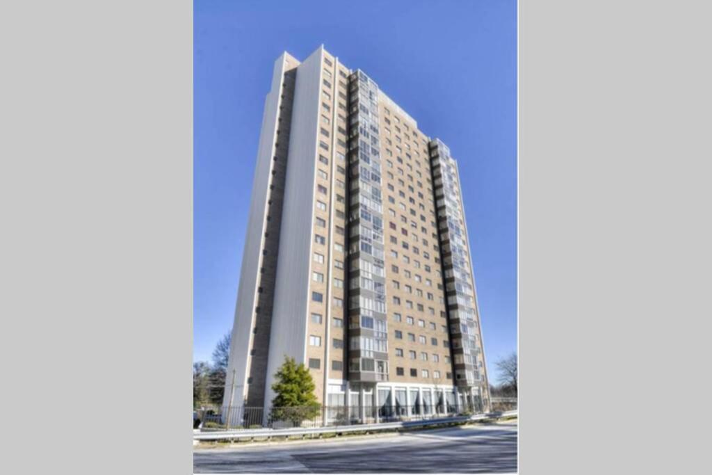 Downtown 1Bd Condo Excellent View! Onsite Parking Lm1704 Atlanta Eksteriør billede