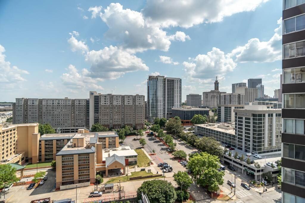 Downtown 1Bd Condo Excellent View! Onsite Parking Lm1704 Atlanta Eksteriør billede